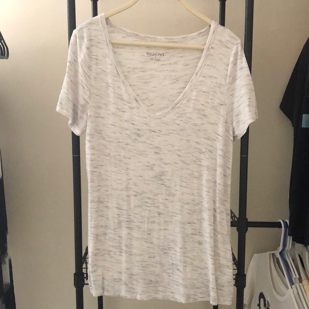 Soft white & grey tshirt.
